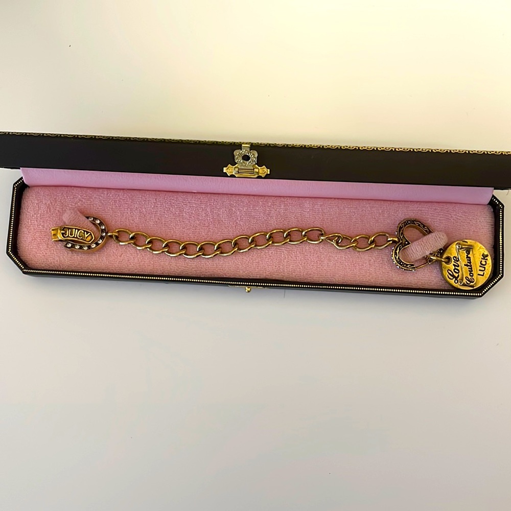 Juicy couture charm bracelet with box